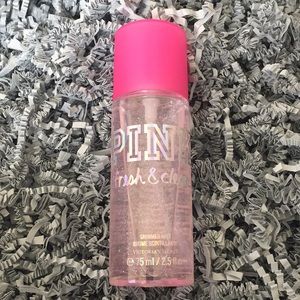 VS PINK Fresh & Clean Shimmer Mist